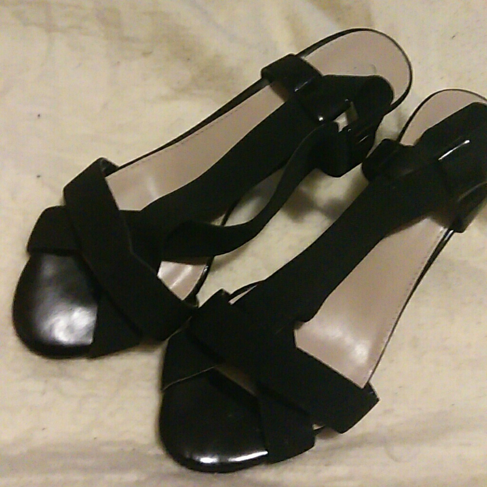 Dress shoes
